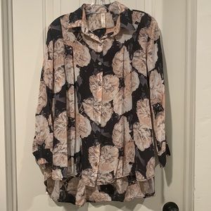 Gypsy Junkies Silk Floral Blouse